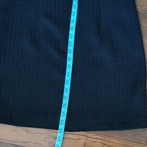 Little Black Dress - Picture 5 of 8